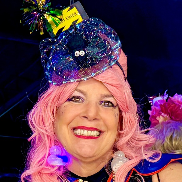 Meet your Posher, Anna - Picture 13 of 16